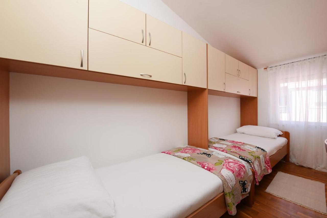 Lola Maria 2 Apartment ซาดาร์ ภายนอก รูปภาพ